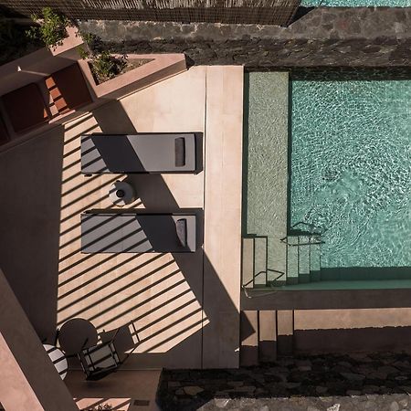 Domes Novos Santorini, Autograph Collection Hotel Oia  Ngoại thất bức ảnh