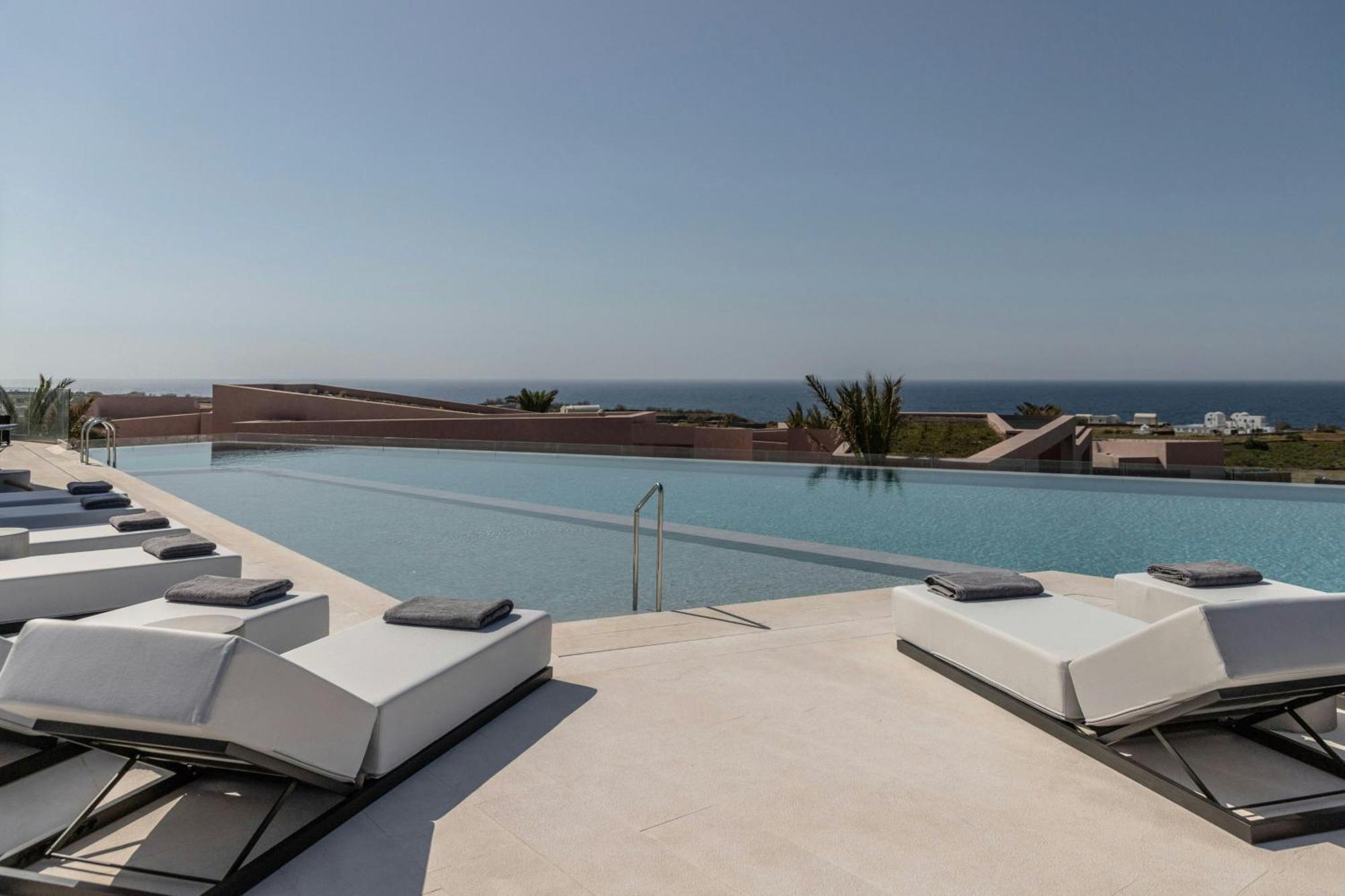 Domes Novos Santorini, Autograph Collection Hotel Oia  Ngoại thất bức ảnh